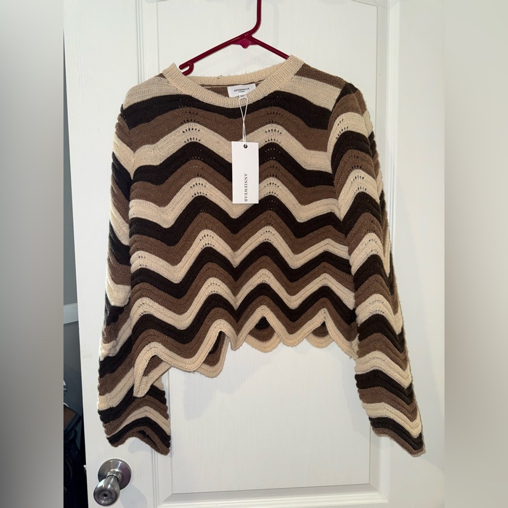 Anniewear Bing Brown & Beige Chevron Knit Crewneck Sweater